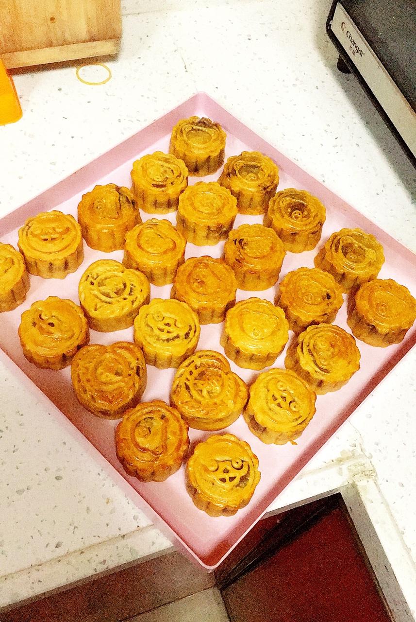 广式月饼——蛋黄莲蓉月饼