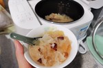 蘋果銀耳百合桃膠 電飯煲(清潤糖水)