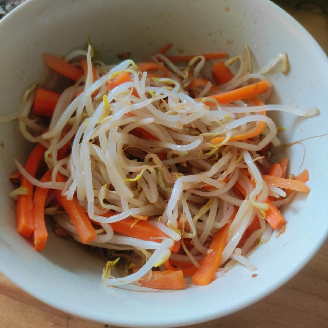 凉拌豆芽