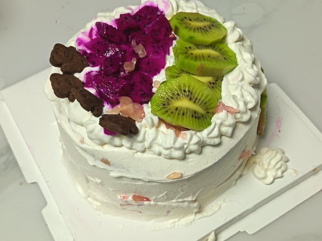 超级简单的味多美同款生日蛋糕（6寸），新手也能高度还原