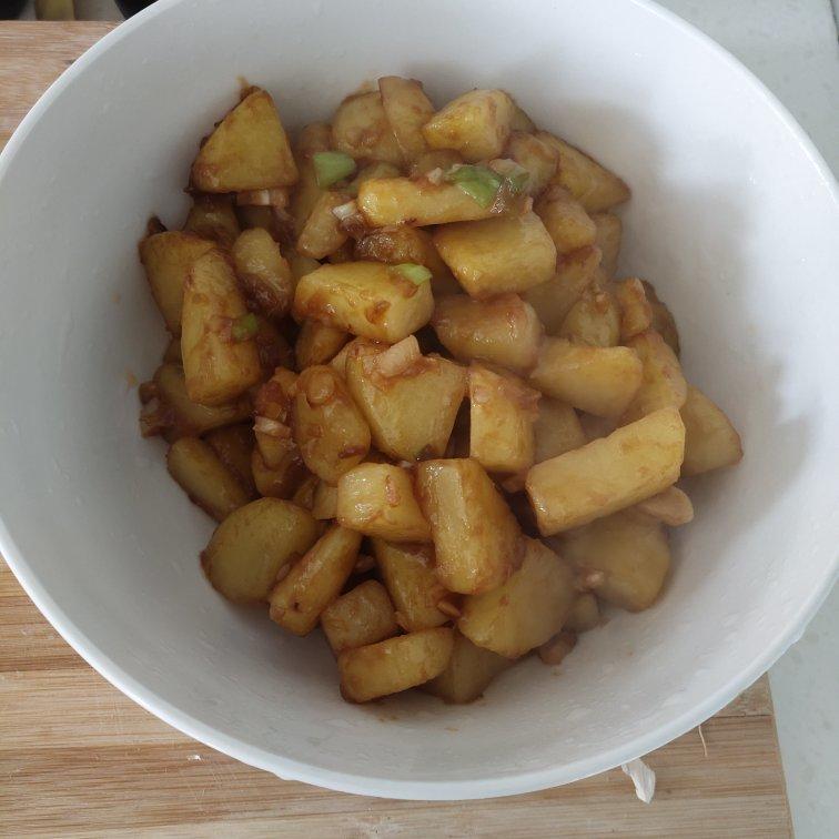 土豆🥔的灵魂吃法，烧土豆，孩子的最爱❤️