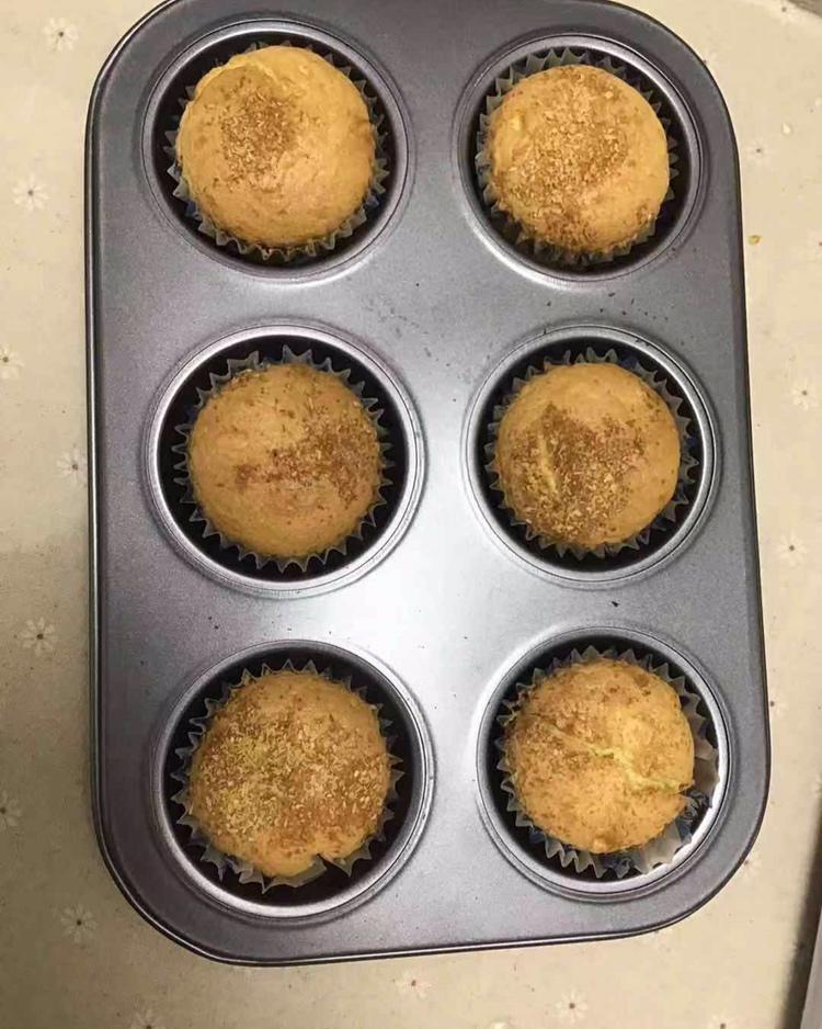 《Tinrry下午茶》教你做杏仁小蛋糕