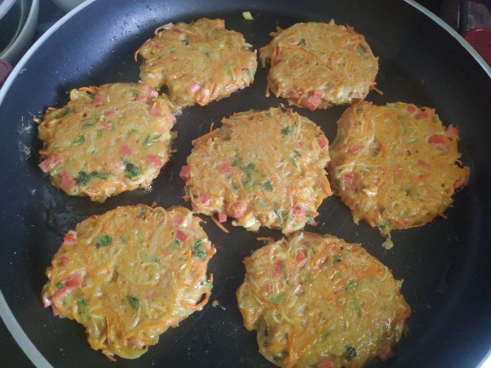 土豆胡萝卜健康早餐饼