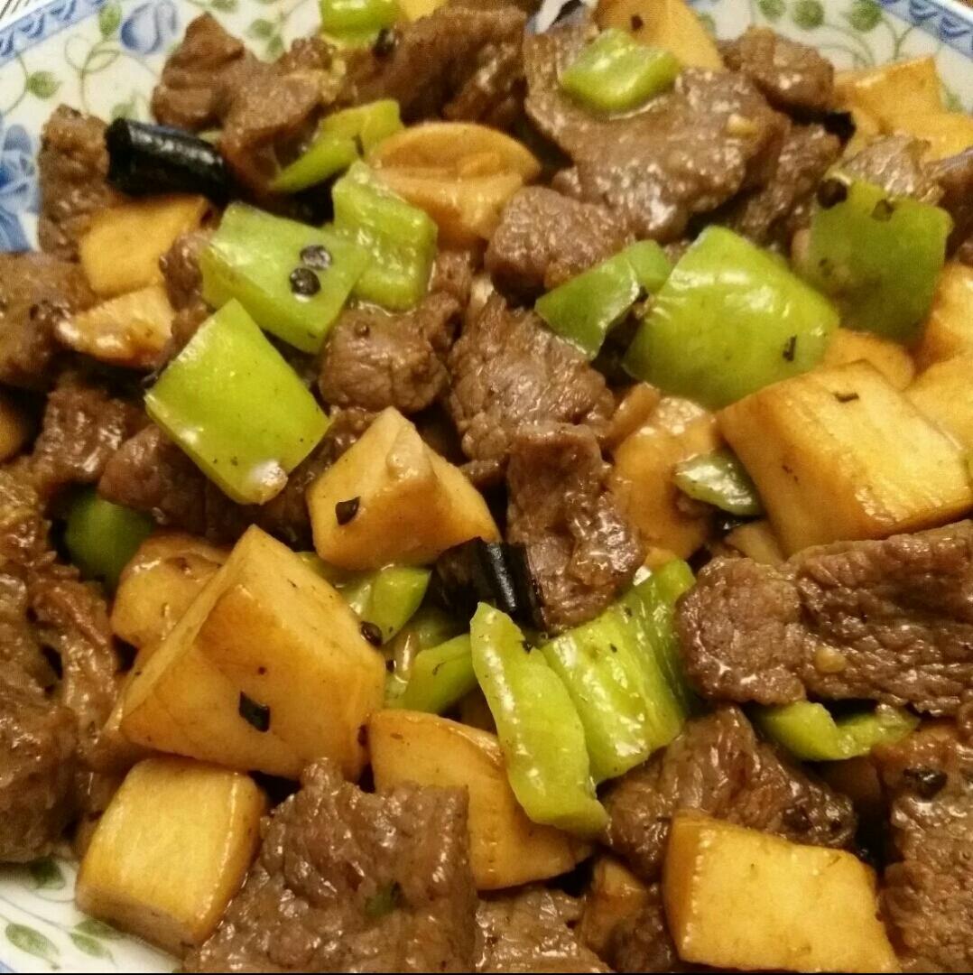 家常菜~杏鲍菇烧牛肉粒