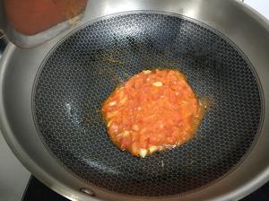超快手·番茄意面😋的做法 步骤5
