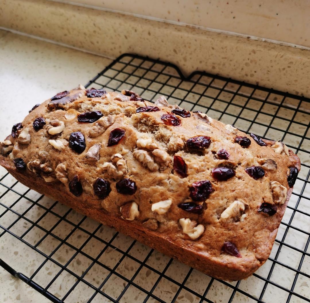 简易版香蕉核桃蛋糕