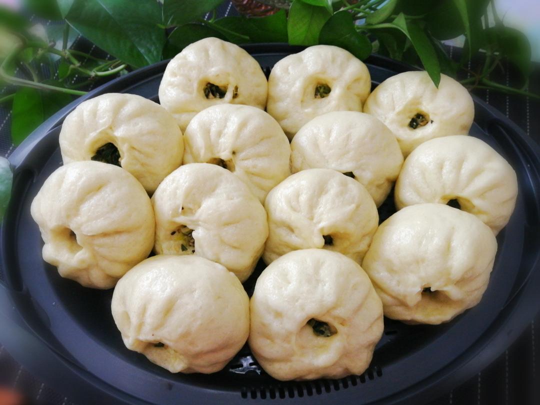 青菜香菇豆干菜包子的做法