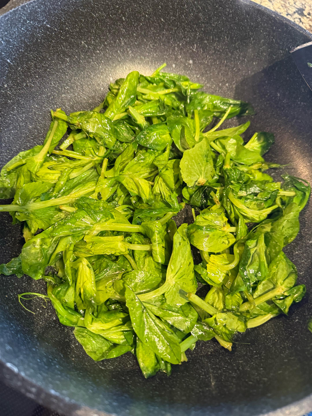 清炒豌豆苗