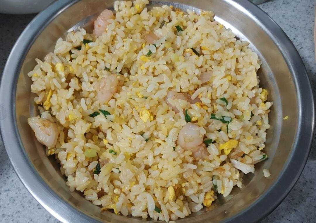 虾仁蛋炒饭
