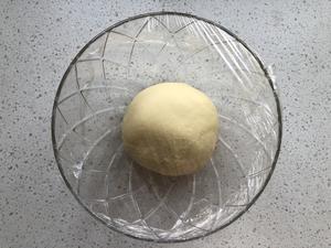 椰丝咸奶油面包的做法 步骤3