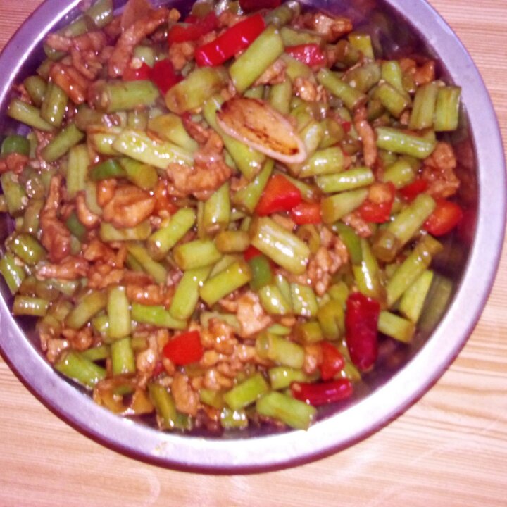 肉沫豆角下饭菜