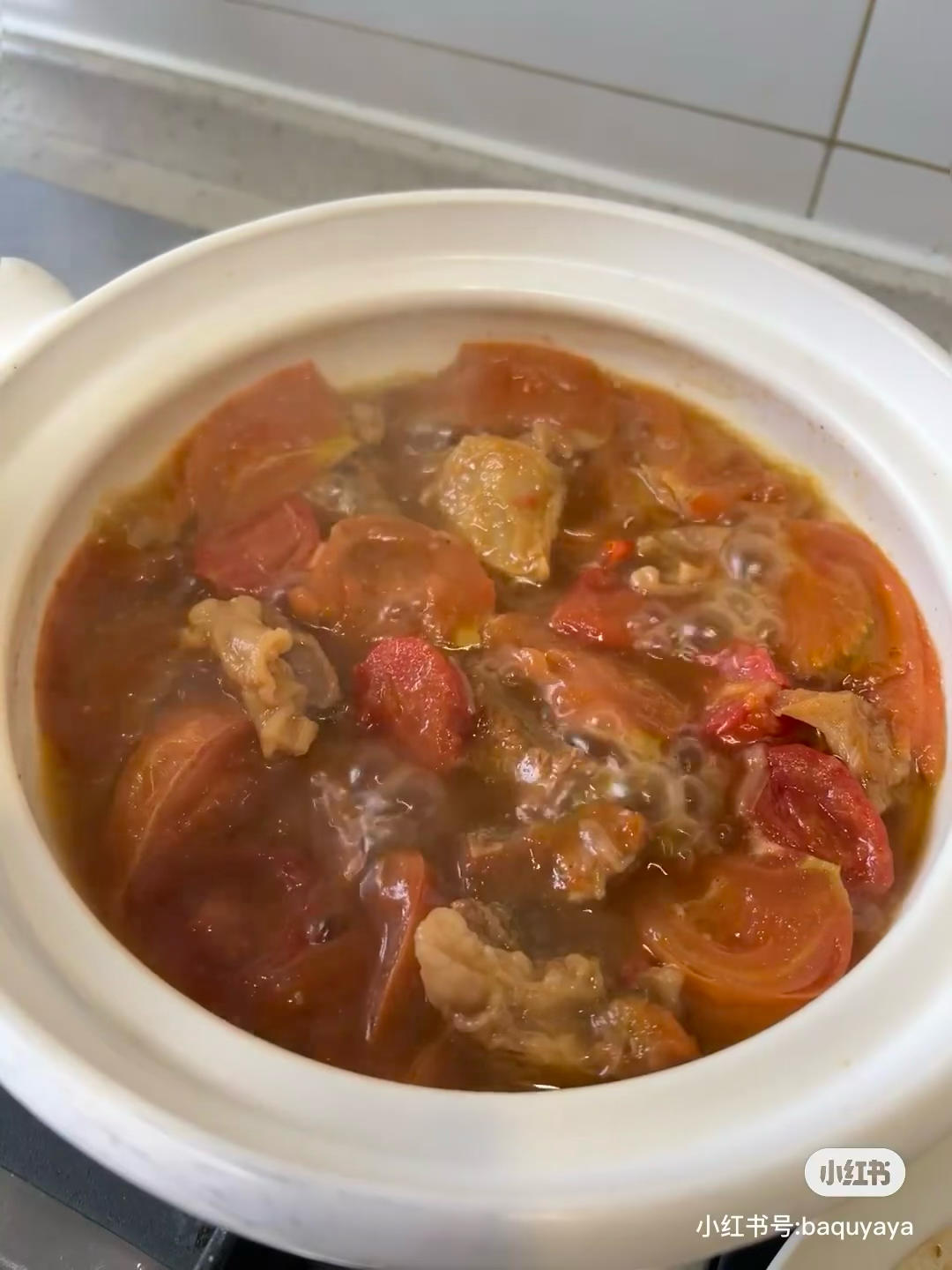 牛腩炖柿子砂锅版的做法