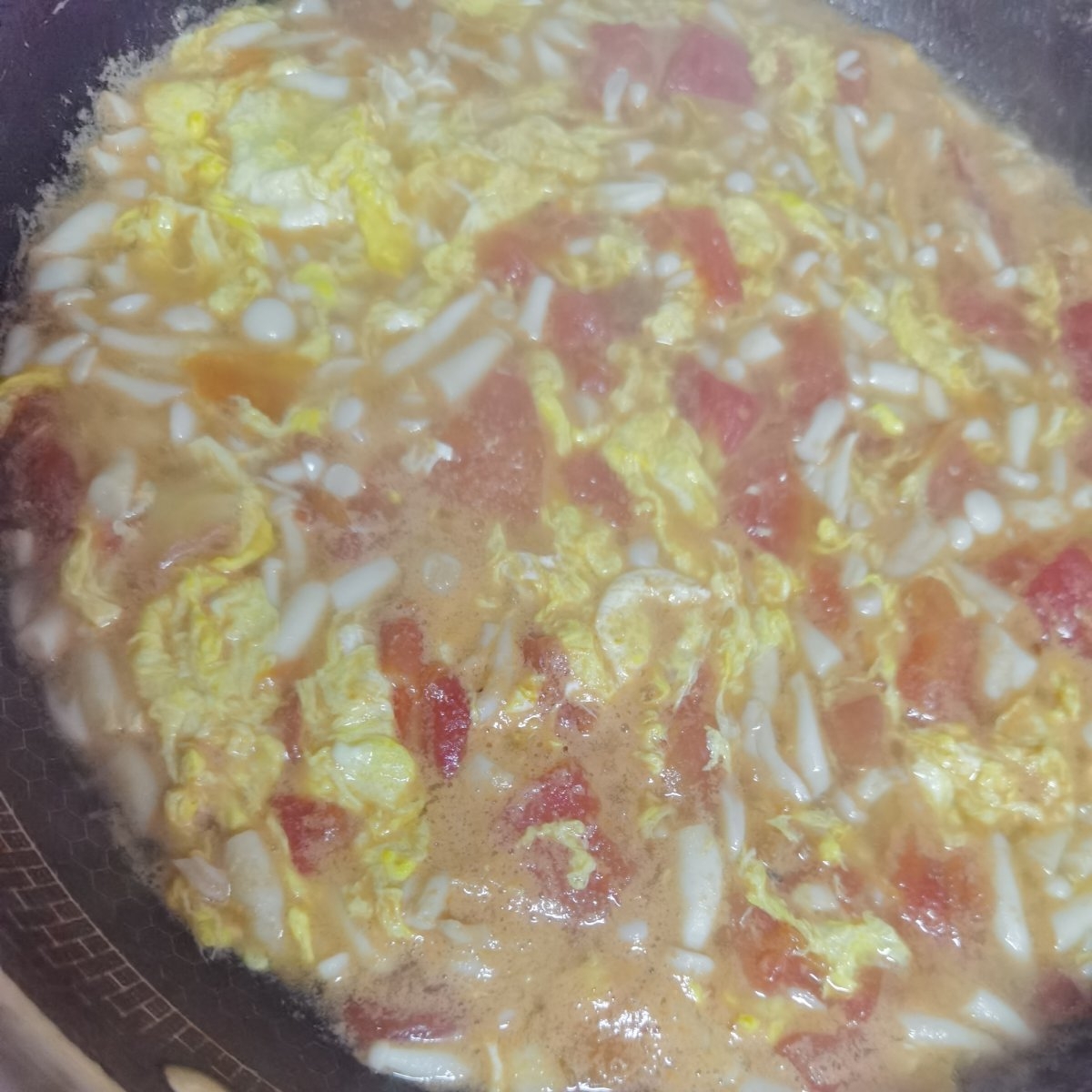 白玉菇西红柿鸡蛋汤