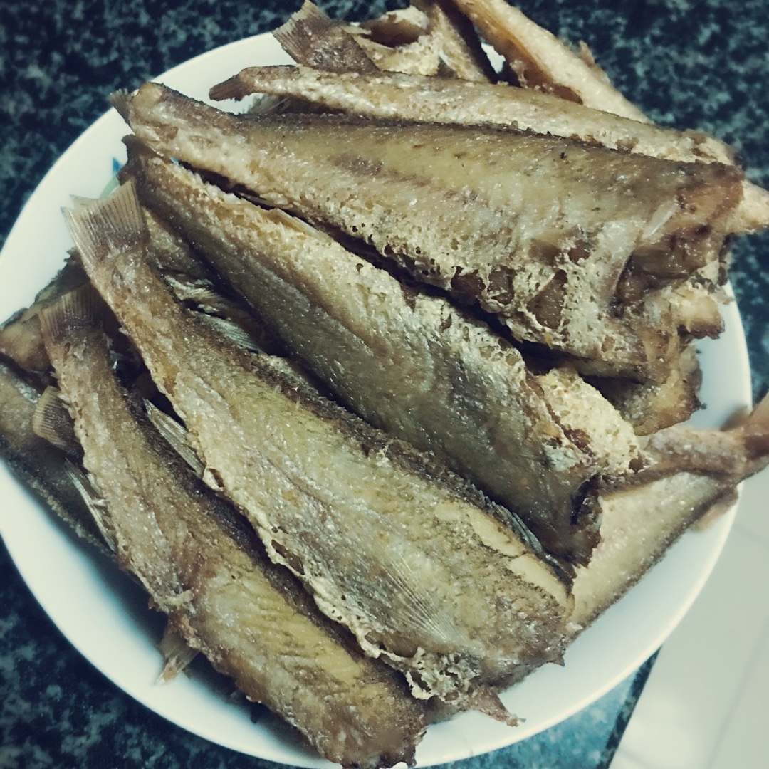 香煎小黄鱼