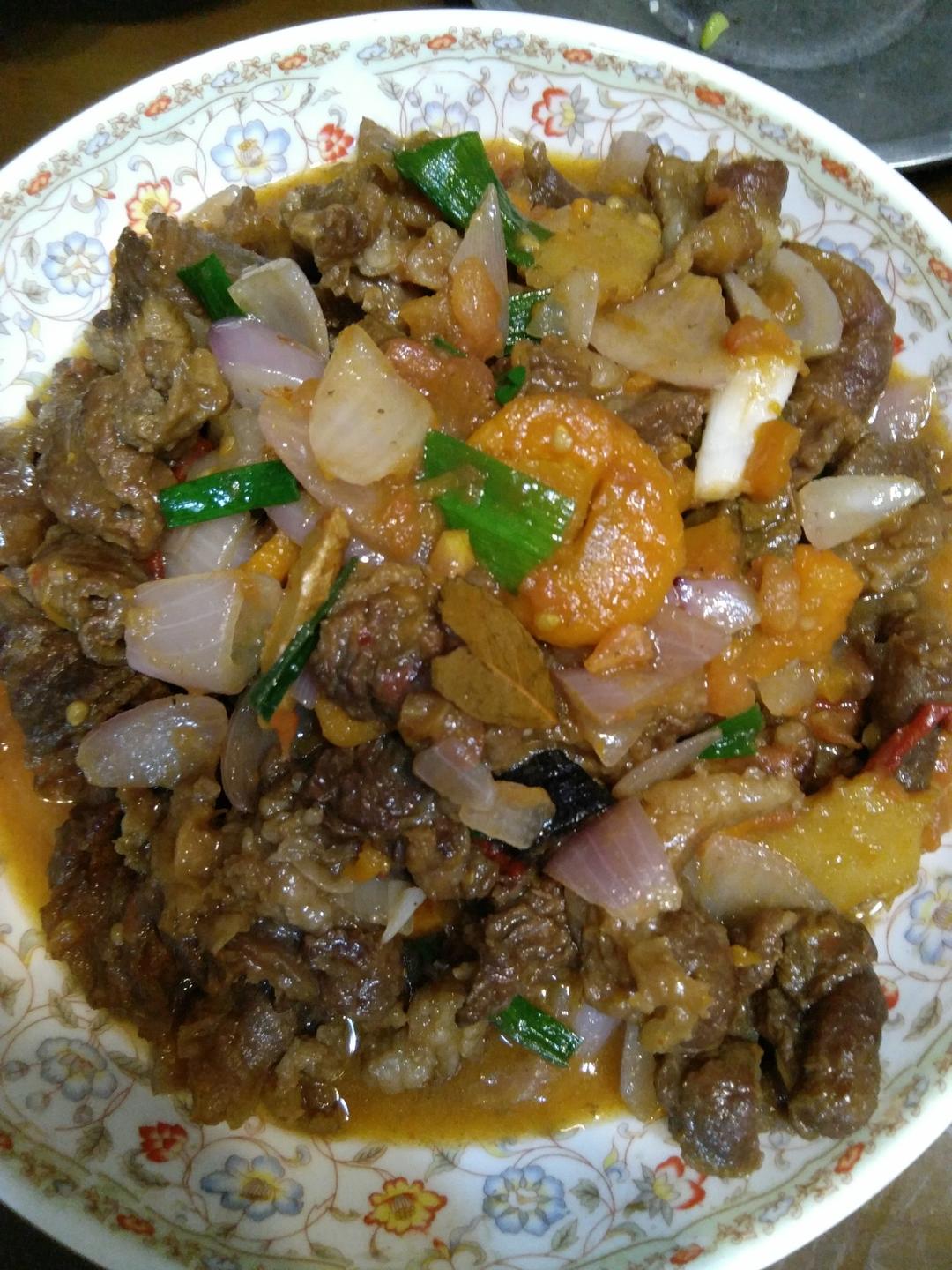 一个话唠包教包会的香浓红烩牛腩