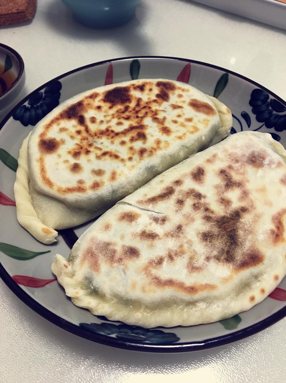 韭菜盒子 Chinese Leek and Egg Pasty