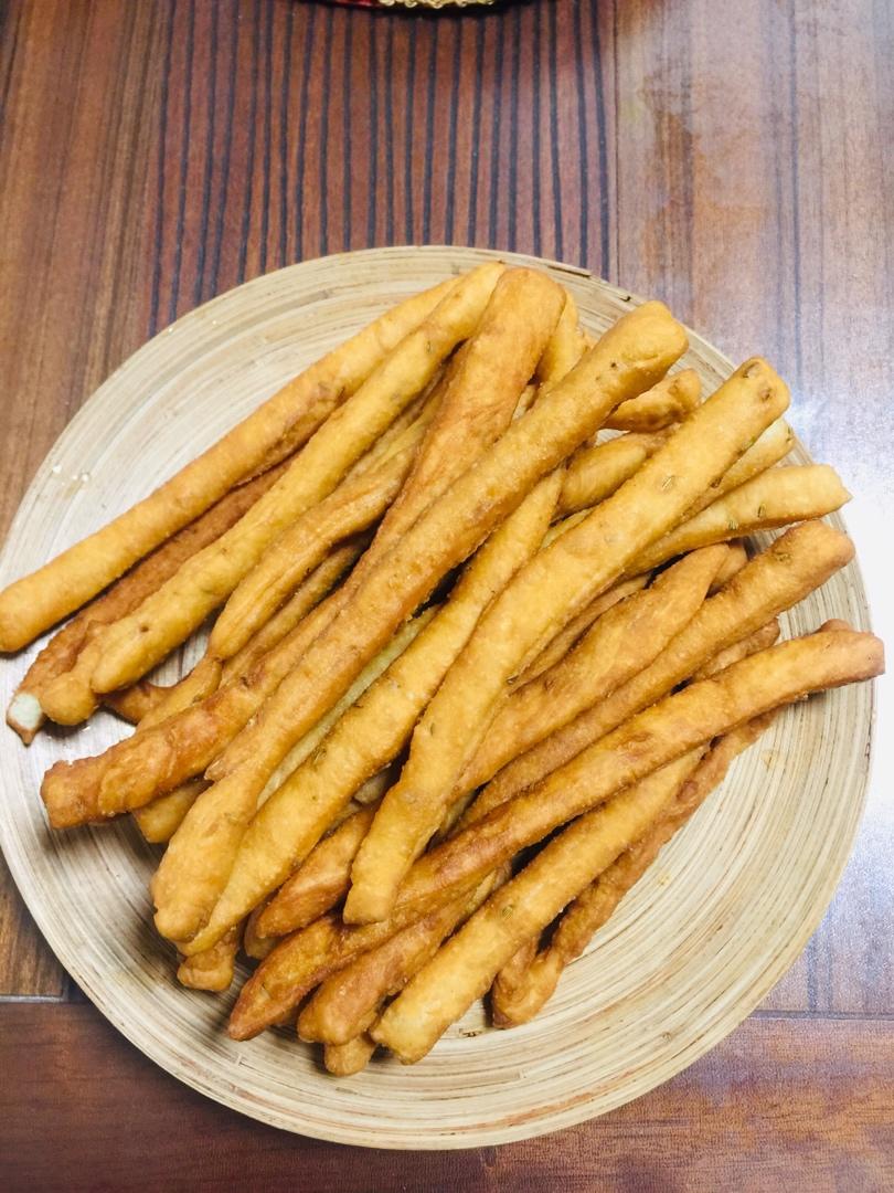 茴香小油条