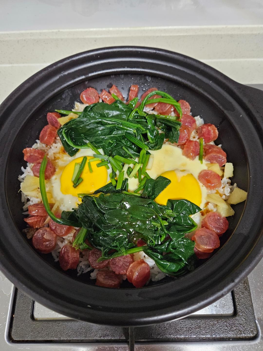 腊肠煲仔饭
