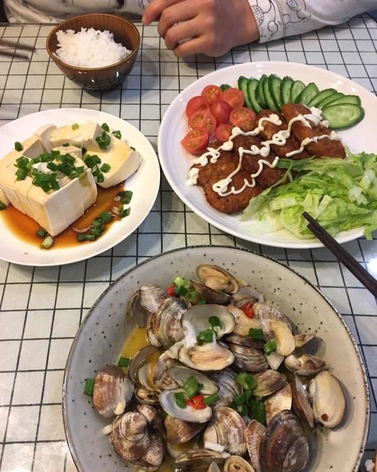 黄油清酒煮蛤蜊