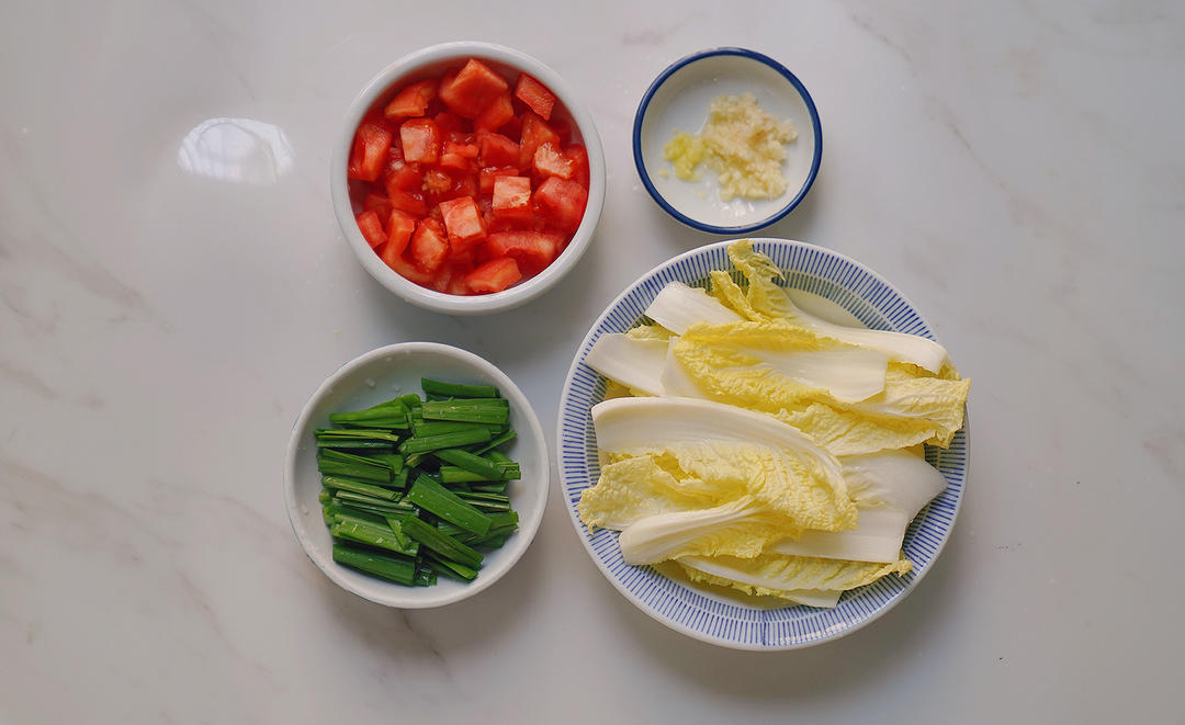 汤都喝光的云南小锅米线的做法 步骤4