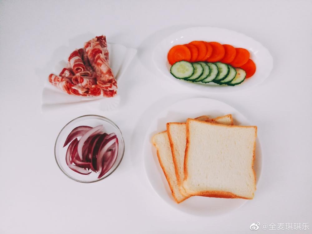 纯奶手撕吐司的做法 步骤1