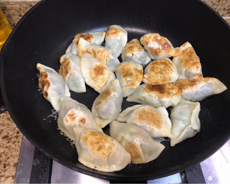 日式锅巴饺子