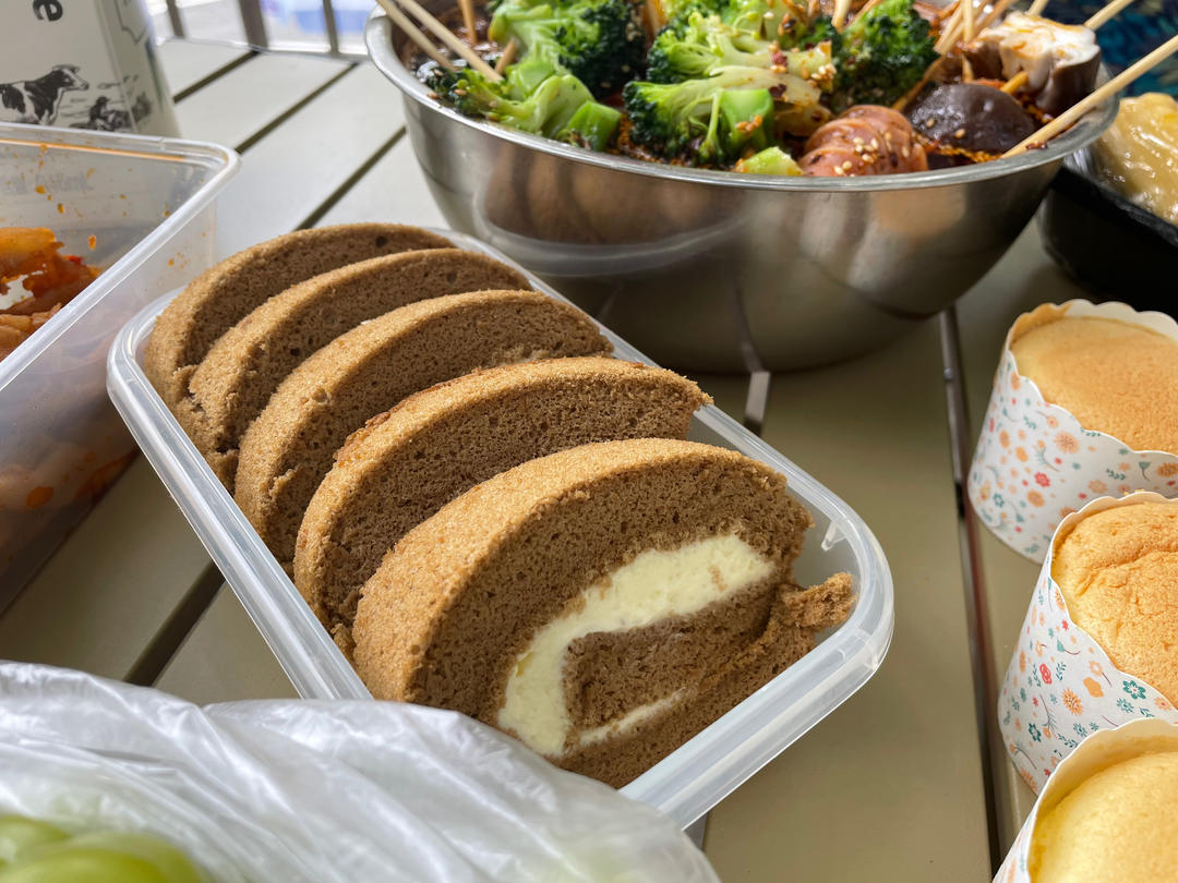 咖啡戚风蛋糕卷
