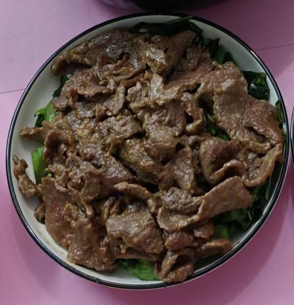 牛肉炒芥兰