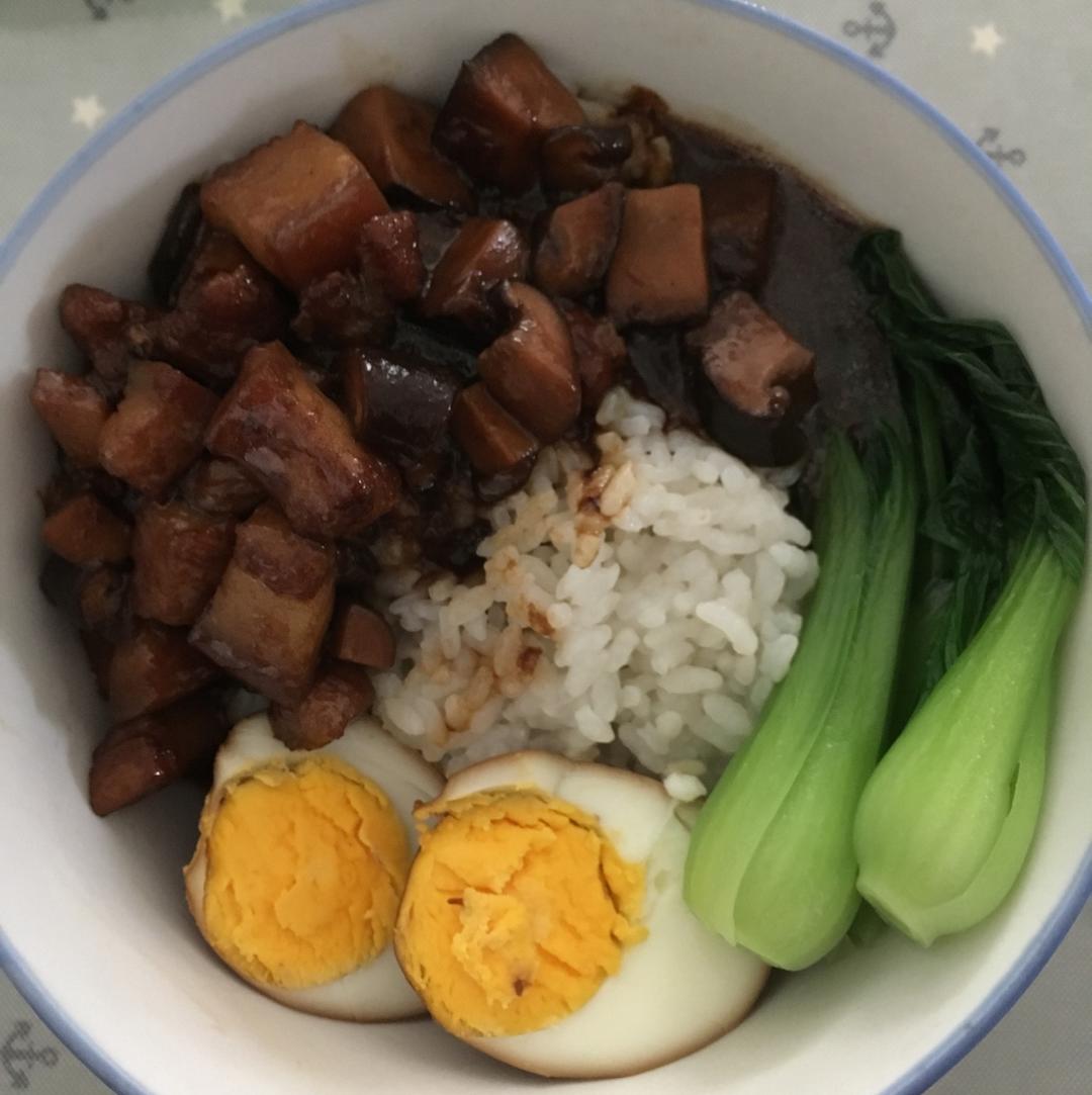台式卤肉饭