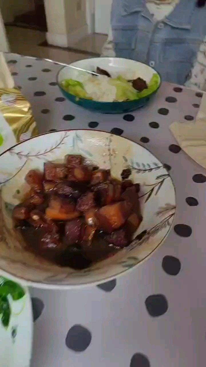 私房红烧肉 垂涎三尺软糯无比