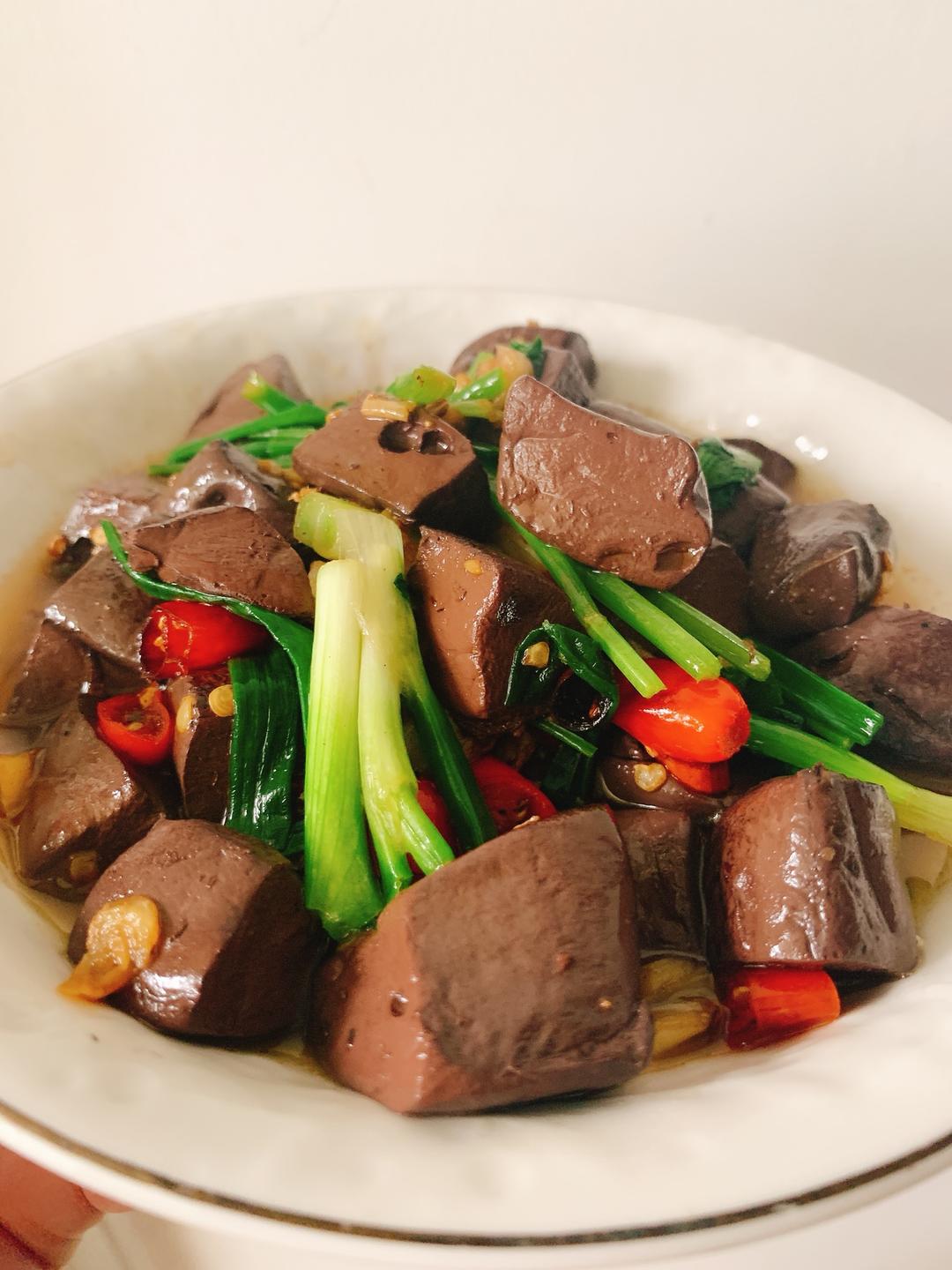 辣炒鸡血的做法