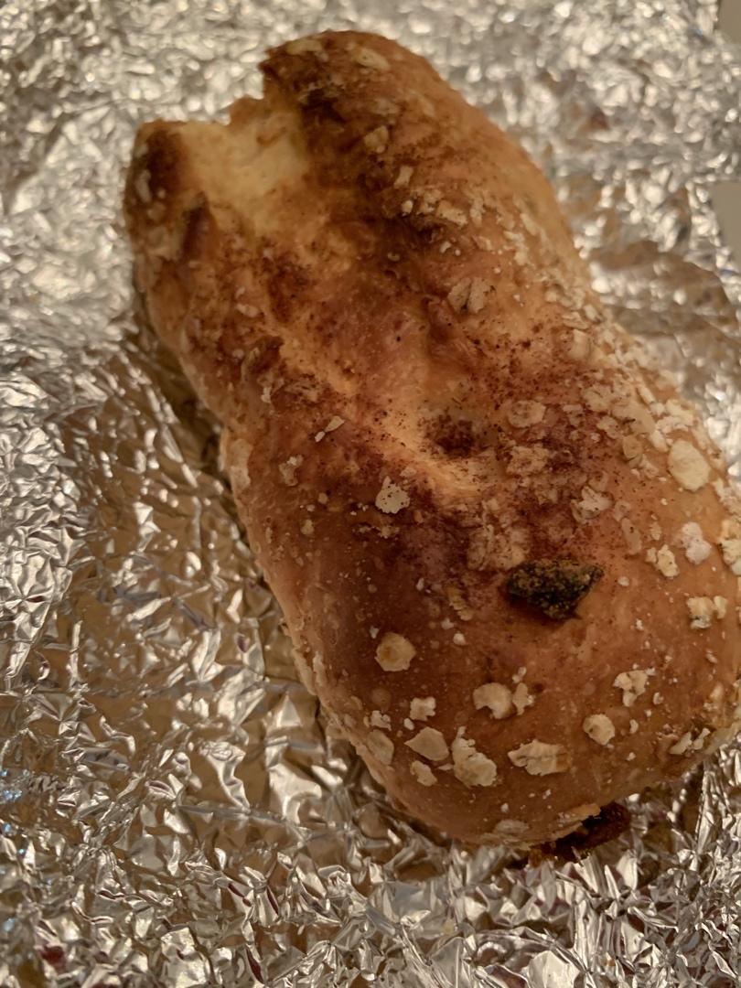 葡萄软欧（仿原麦山丘）Milk flavored bread filled with raisins and butter