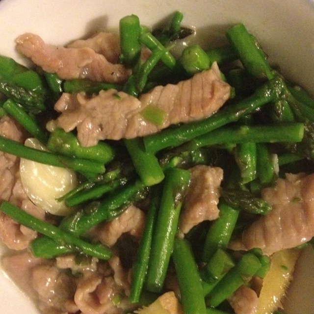 芦笋炒牛肉