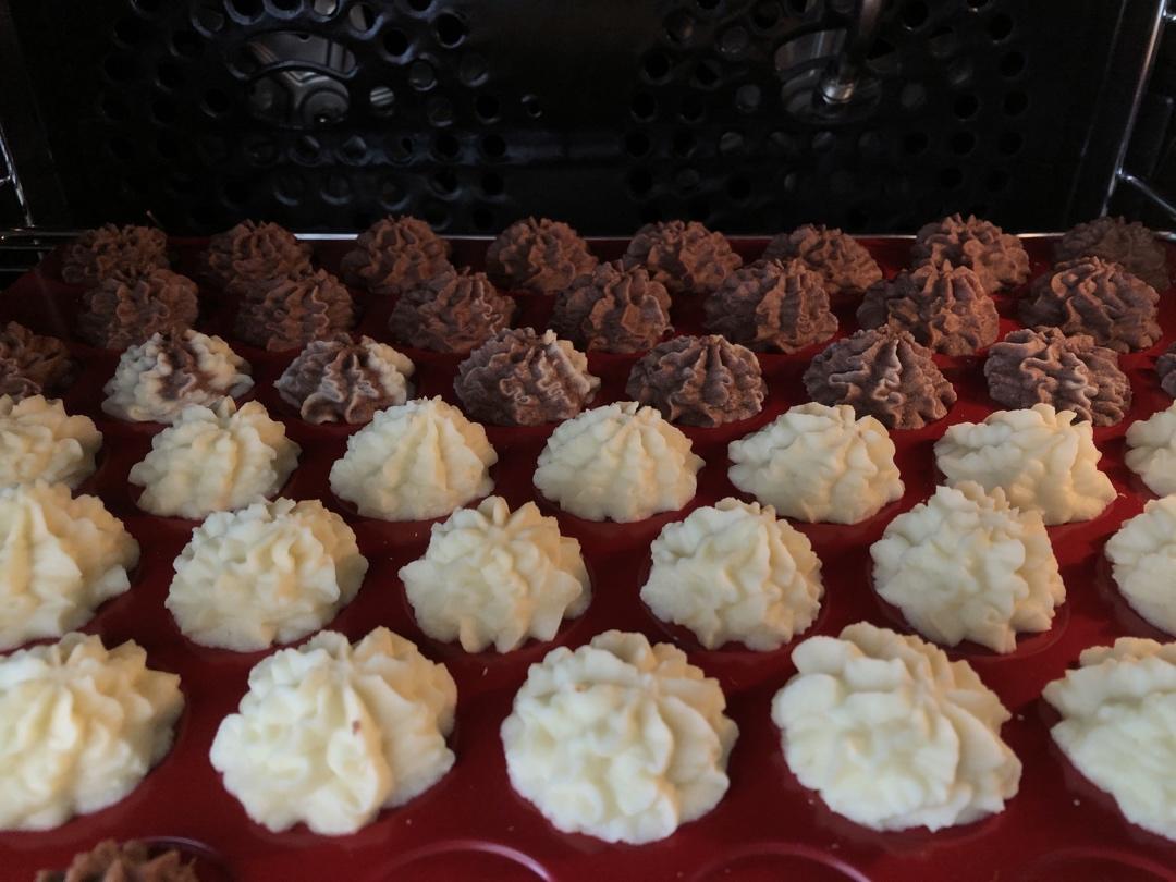 被业界猜了很久的网红牛油小花曲奇配方，酥的掉渣