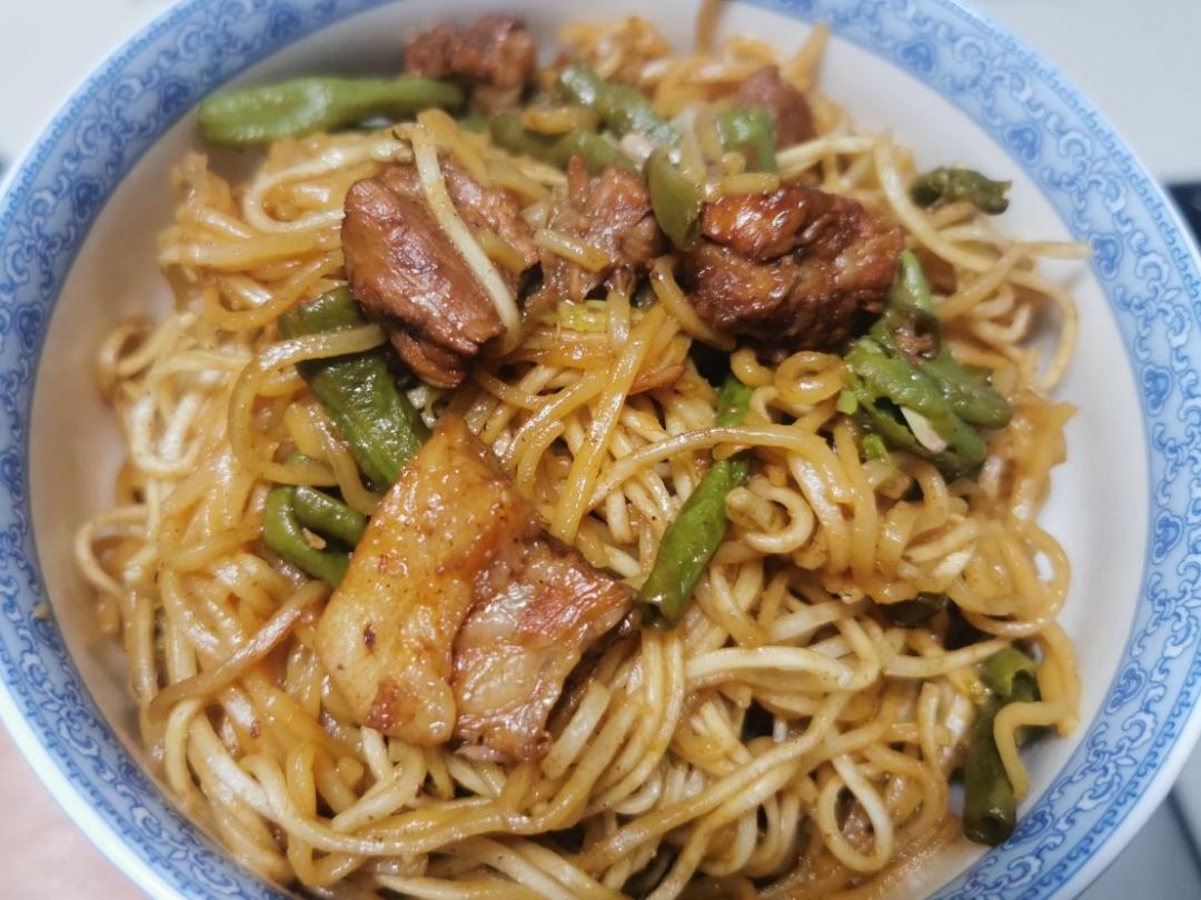 豆角焖面