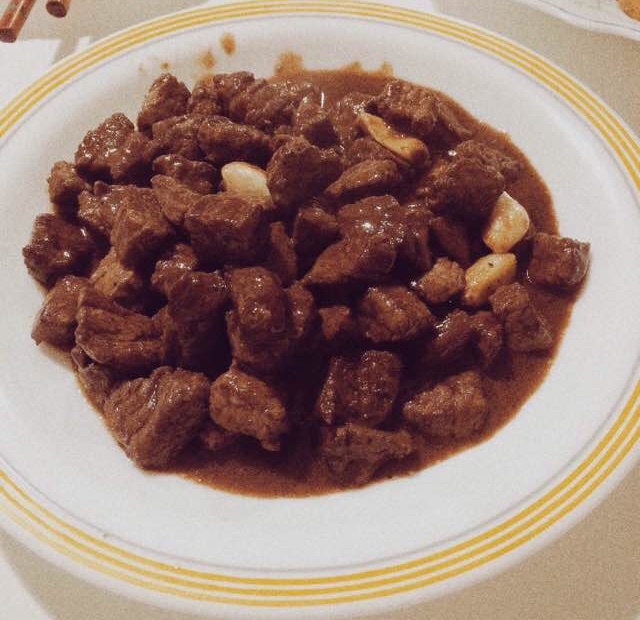 黑蒜子牛肉粒