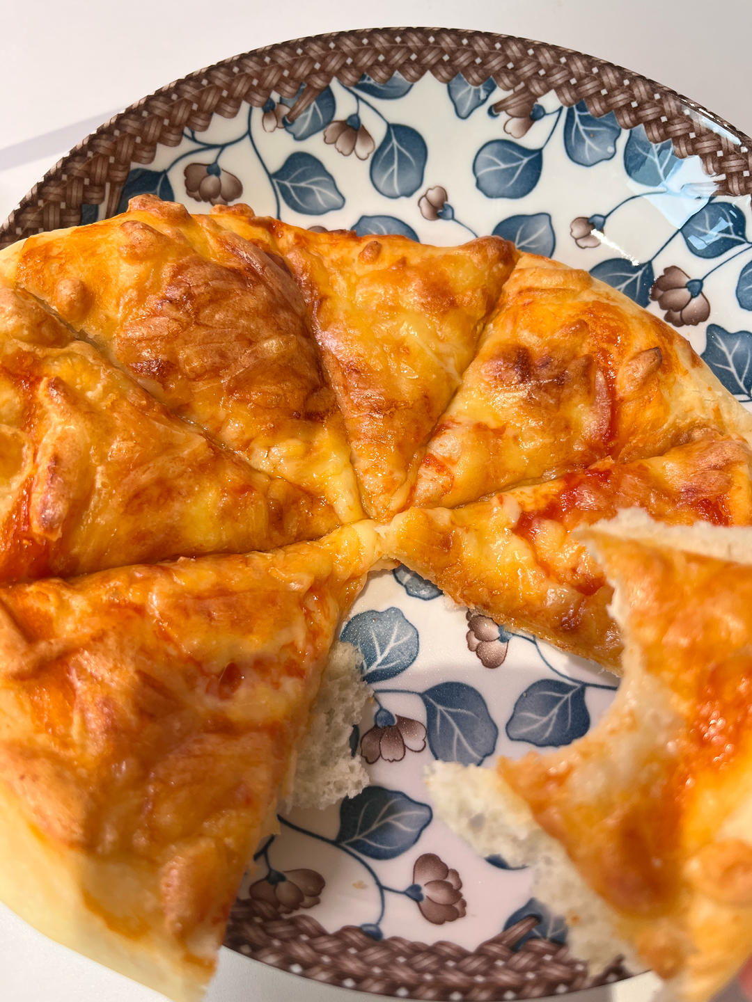 番茄芝士薄底披萨