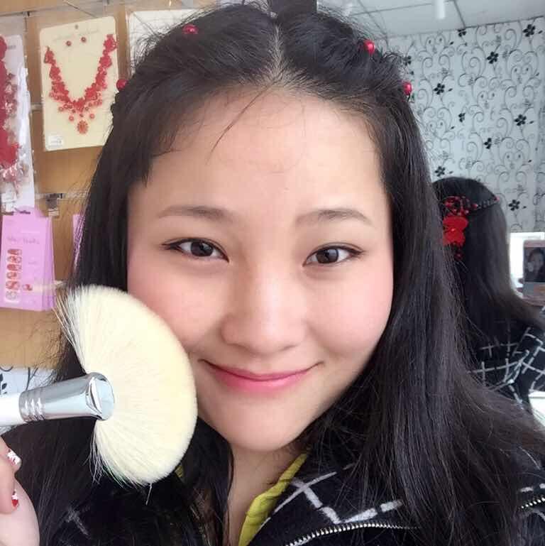 Amily爱美丽