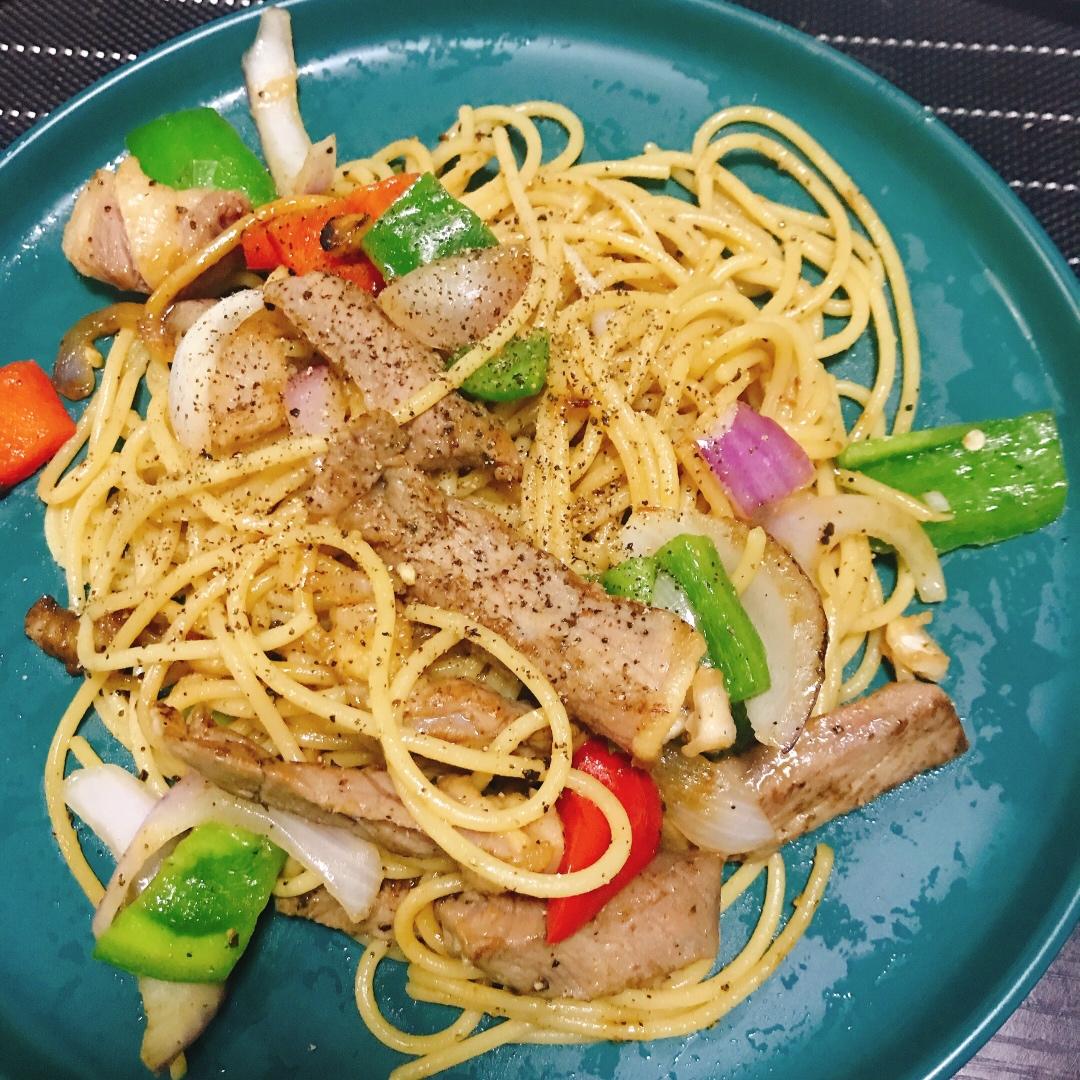 比餐厅好吃的黑椒牛柳意面🍝零失败简单教程