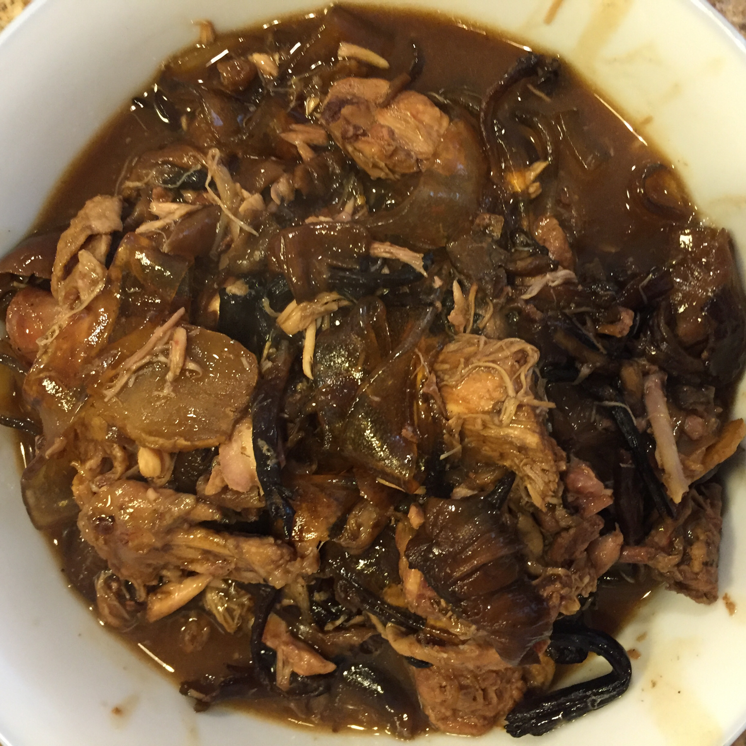 小鸡炖蘑菇