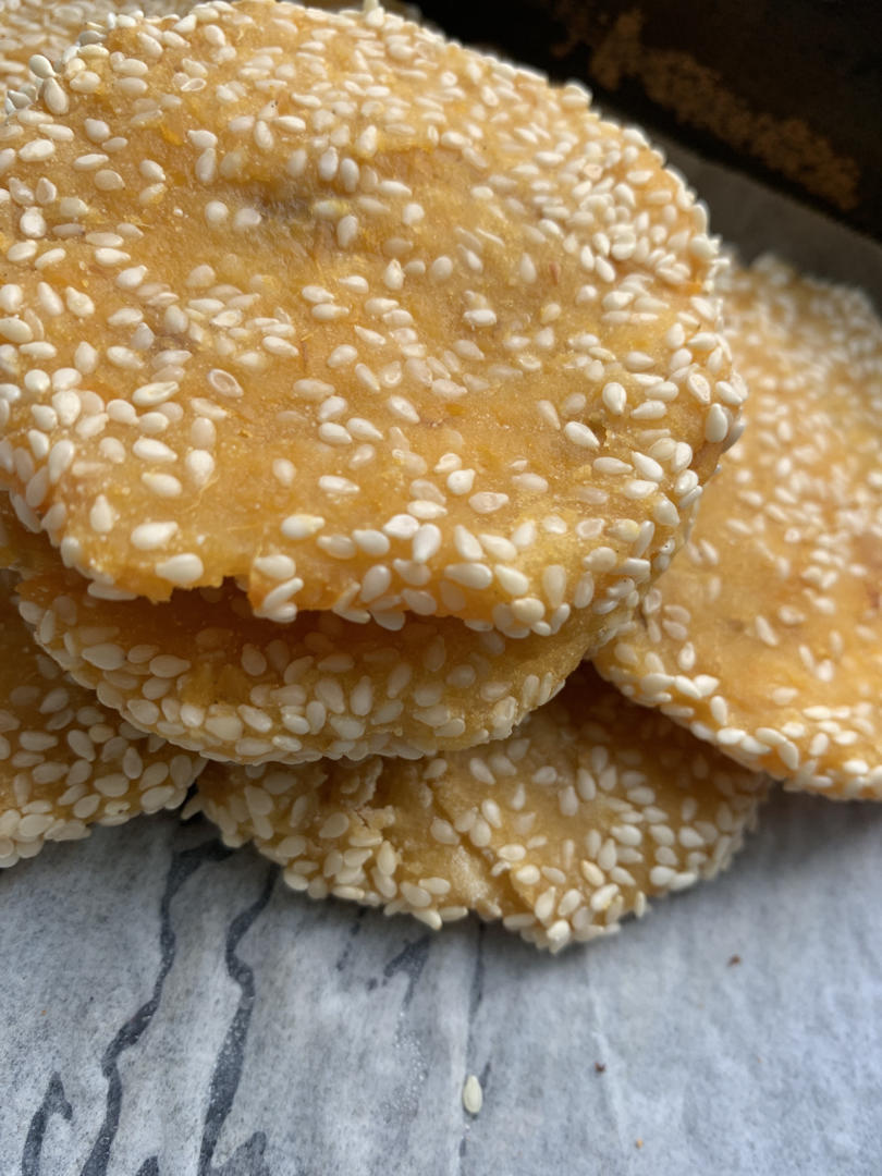 紫薯芝麻饼