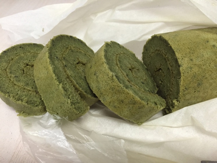抹茶戚风蛋糕卷