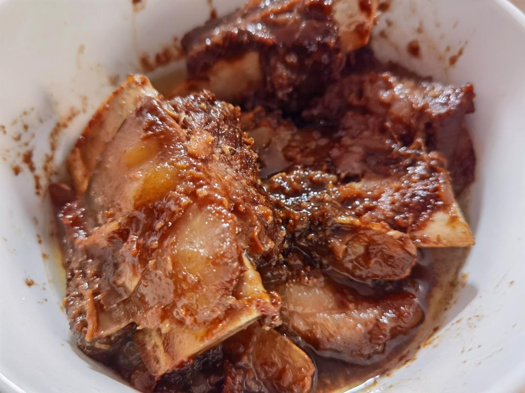 香焖牛排骨