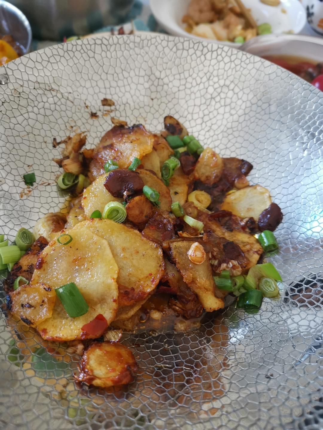 干锅土豆片