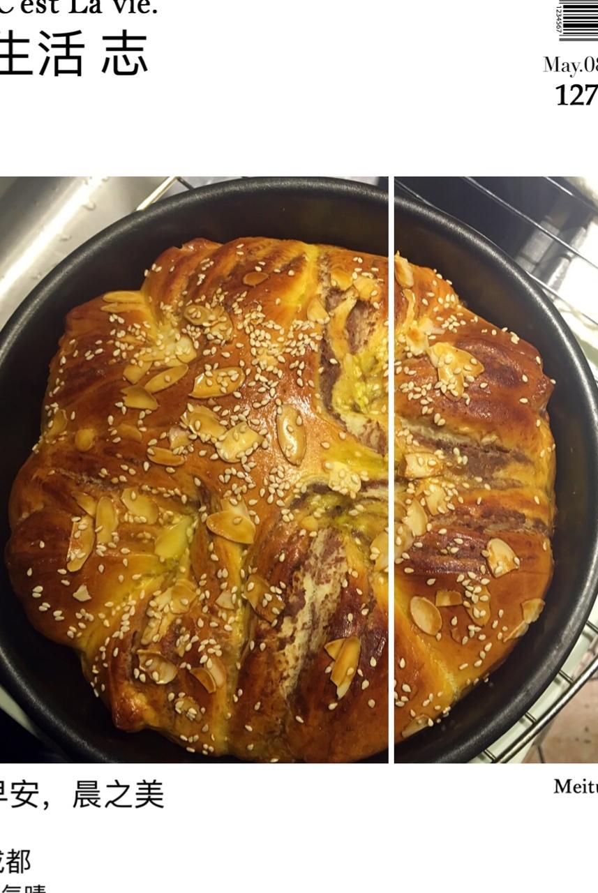 豆沙花式面包