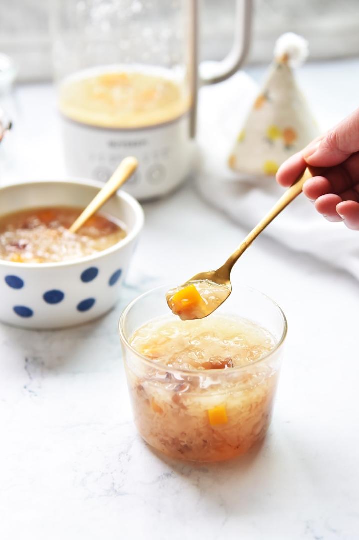 南瓜红枣银耳羹