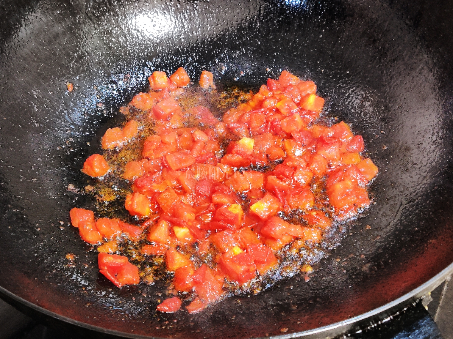 好吃到汤汁都不剩的番茄肉丸汤的做法 步骤4