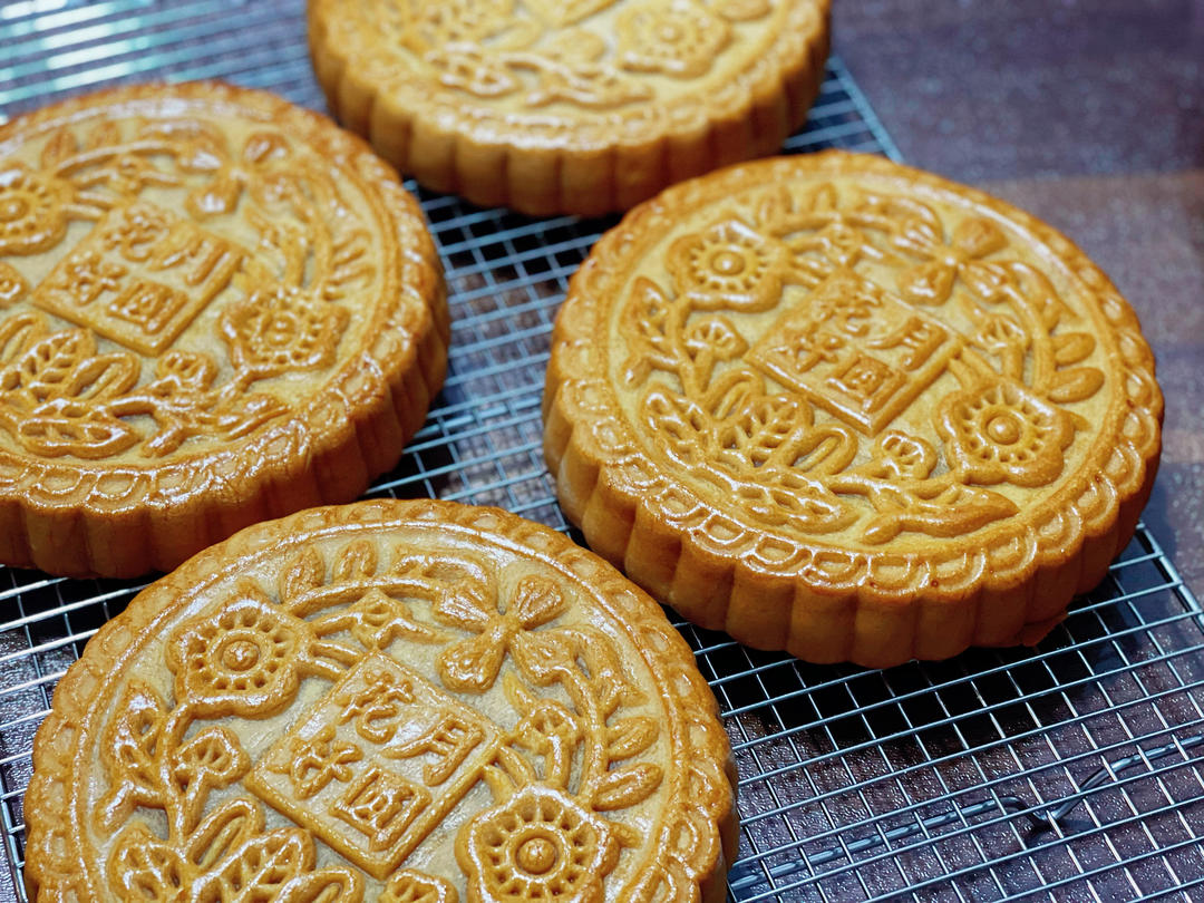 《Tinrry+》教你做广式大月饼（芋泥+麻薯+咸蛋黄肉松）