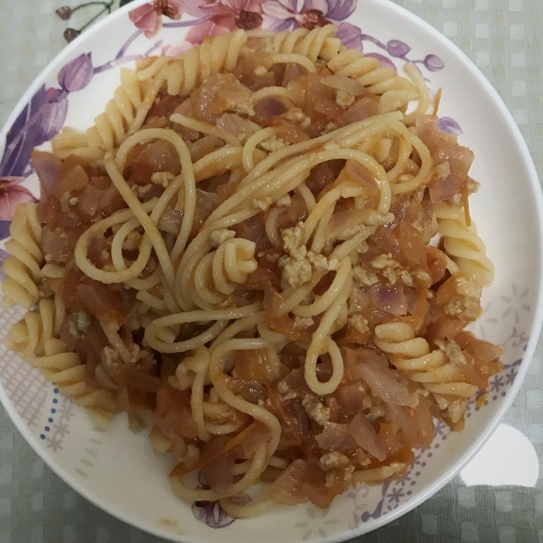 番茄肉酱意面