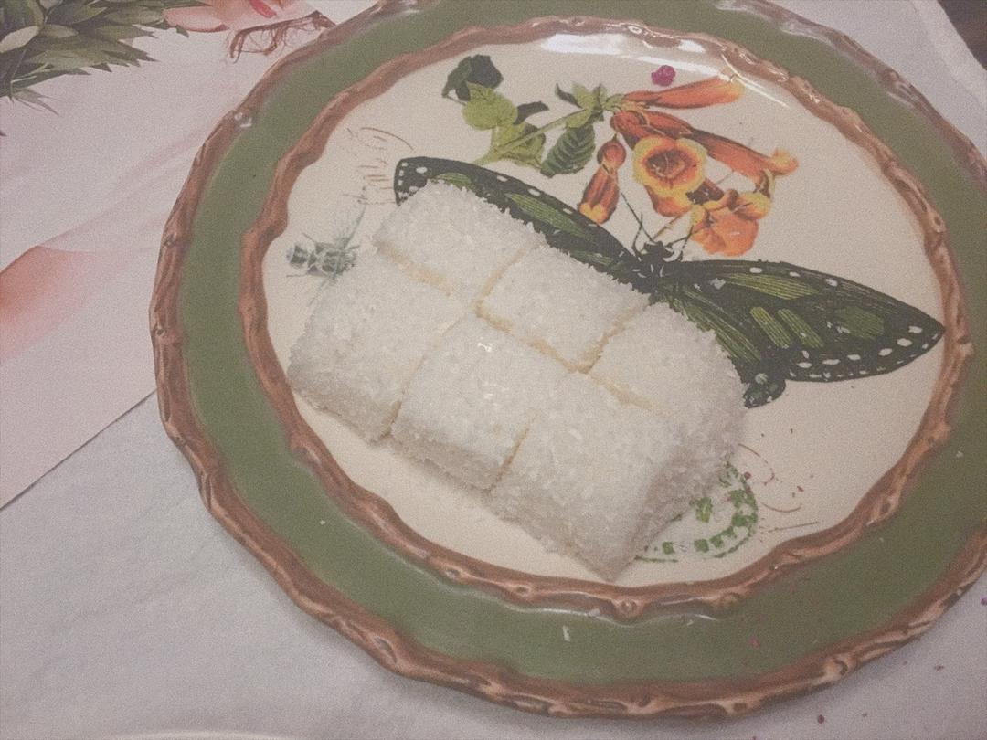 完胜85度C牛奶椰丝小方